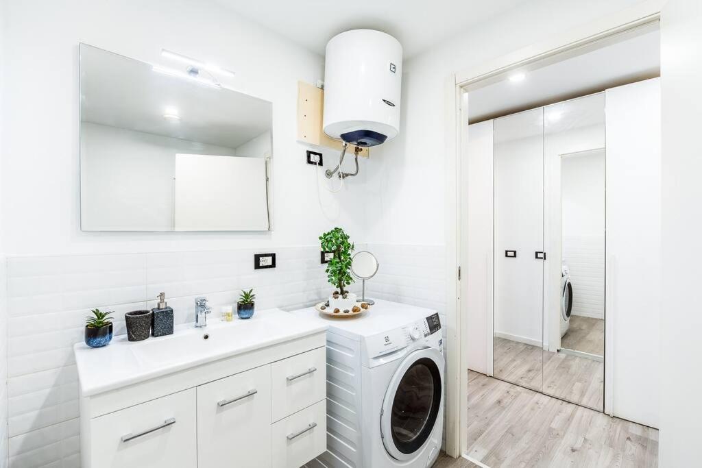 2 Minutes From Central Station-Exclusive Open Space Milan Luaran gambar
